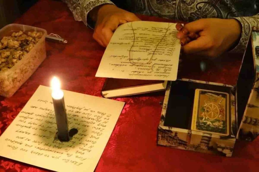 «Повішений у Таро» — що це за карта і що вона означає?