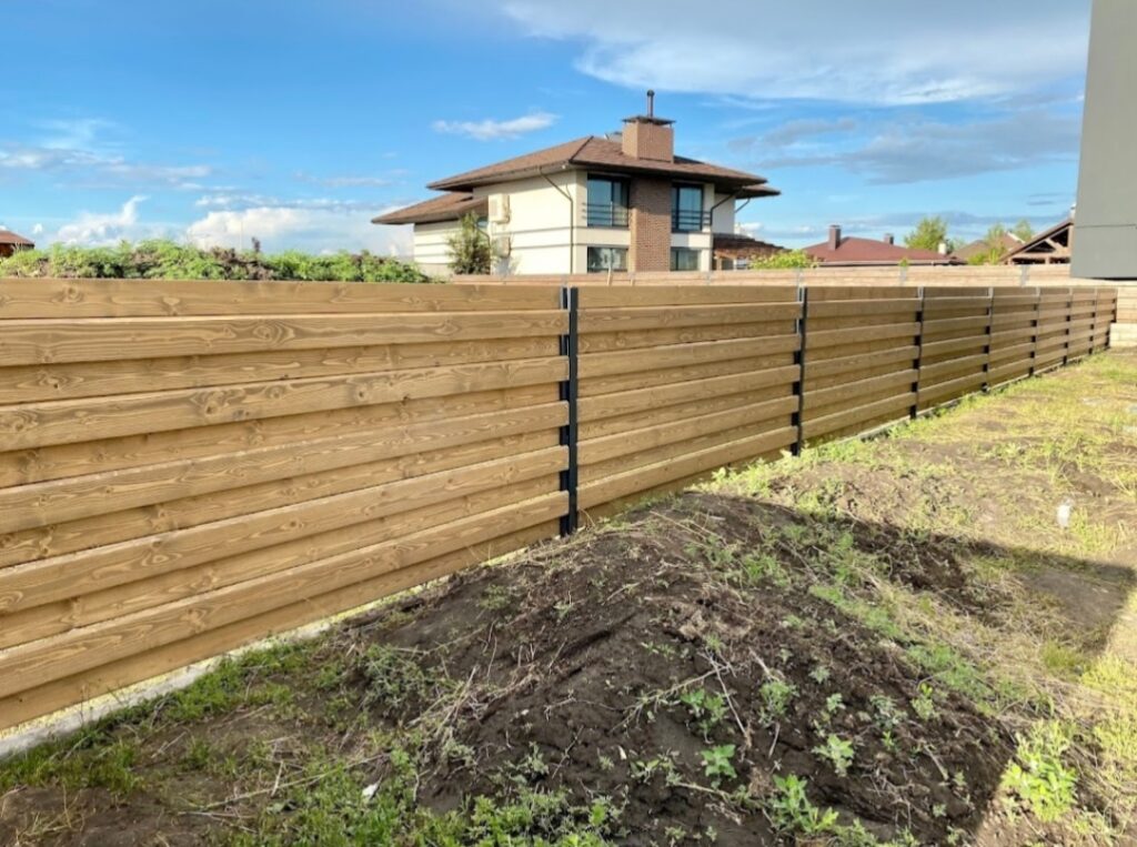 Забор из дерева: практический гид для владельцев участка